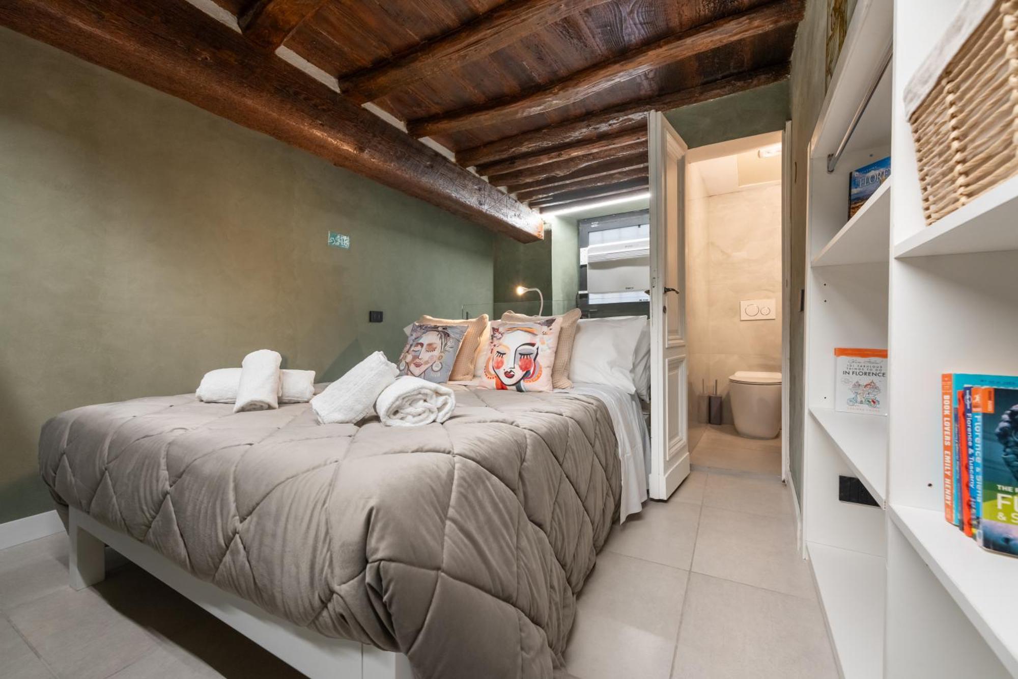 Keys Of Italy - Vigna Vecchia 24 - Cozy Mezzanine In Santa Croce Apartamento *